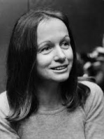 Эстер Вилар